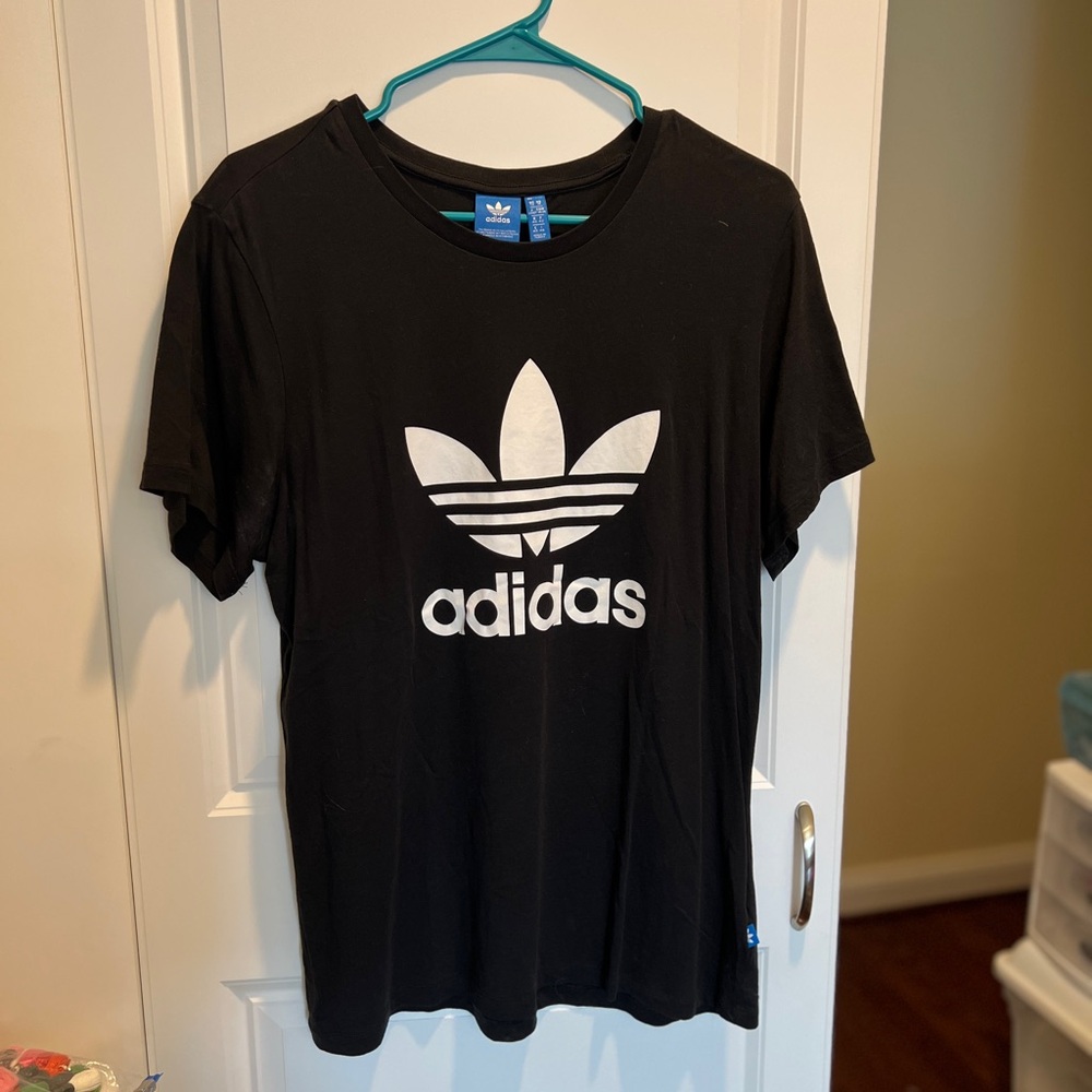 Adidas tee